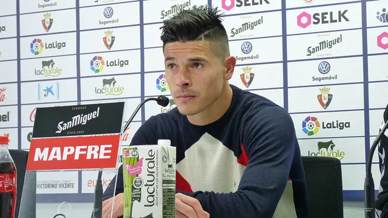 El defensa de Osasuna Facundo Roncaglia en Tajonar. Navarra.com