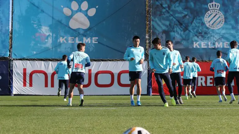 Entrenamiento del equipo catalán. @RCDEspanyol.
