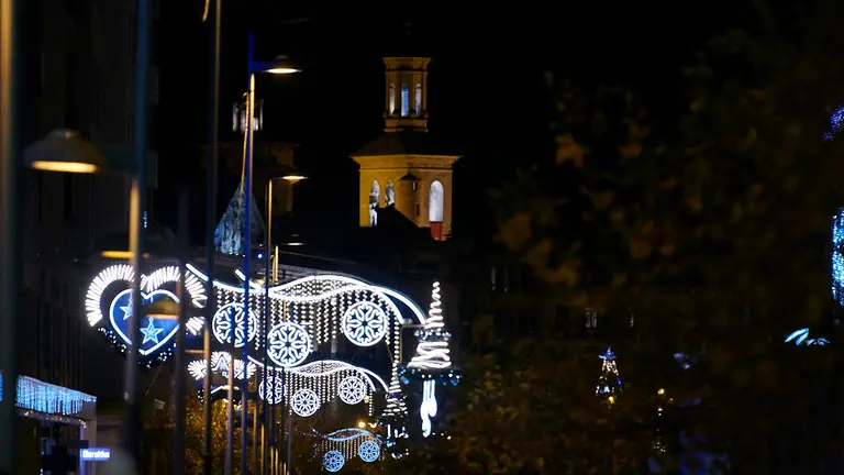 El Ayuntamiento de Pamplona inaugura el Belén del Zaguan y las luces navideñas de la ciudad de Pamplona. PABLO LASAOSA