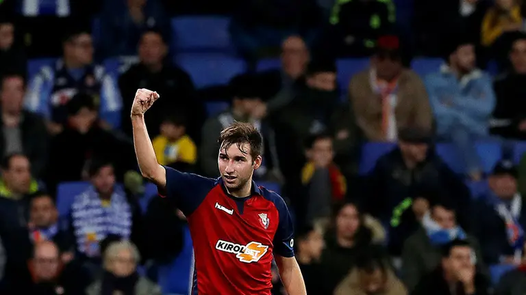 Encuentro dispustado entre el Español y Osasuna en el RCDE Stadium (3)