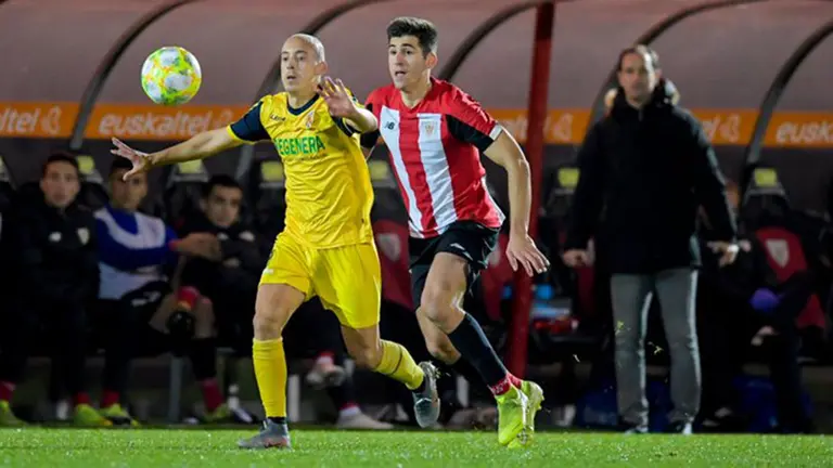 Partido de Segunda B entre el Athletic B y el CD Izarra en Lezama. @AthleticClub.