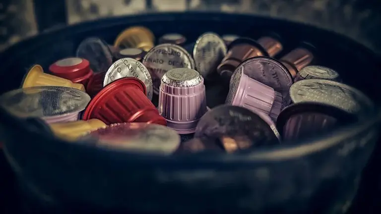 Varias cápsulas de café ARCHIVO