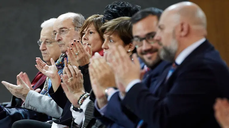Acto institucional conmemorativo del 40 aniversario de las elecciones al Parlamento Foral y a los ayuntamientos de Navarra. IÑIGO ALZUGARAY