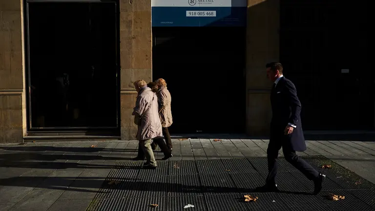 Local de Carlos III en el que la firma de moda femenina Poète abrirá en Pamplona. PABLO LASAOSA