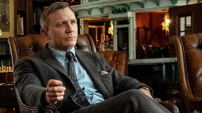 Fotograma de 'Puñales por la espalda', con el actor Daniel Craig