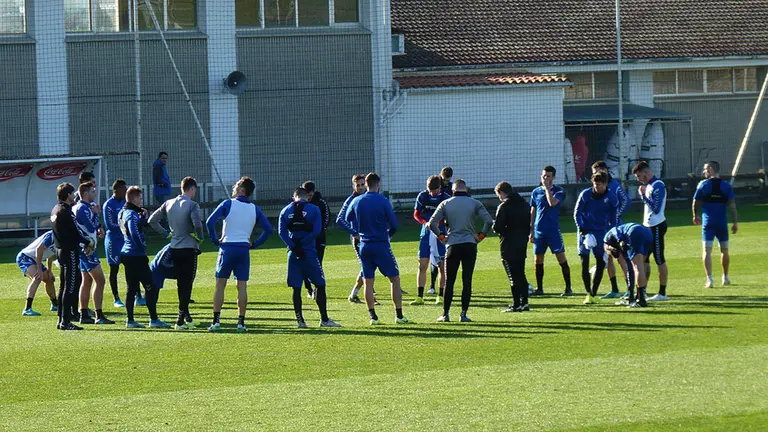 Entrenamiento de los jugadores de Osasuna en Tajonar. Navarra.com