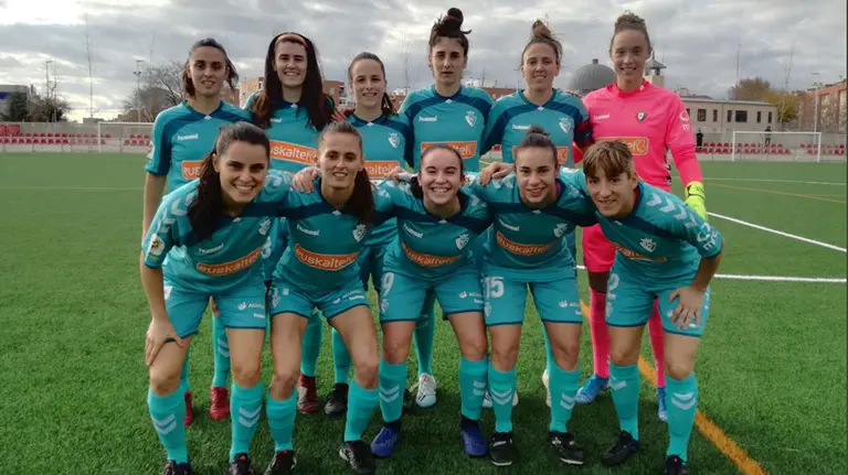 Equipo titular de Osasuna femenino en la ciudad deportiva Wanda. CA Osasuna.