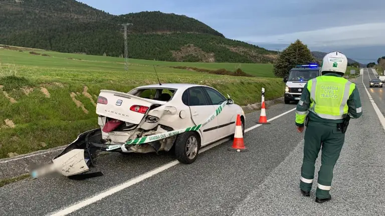 Accidente de tráfico en la N-240-A, a la altura del peaje de Zuasti GUARDIA CIVIL