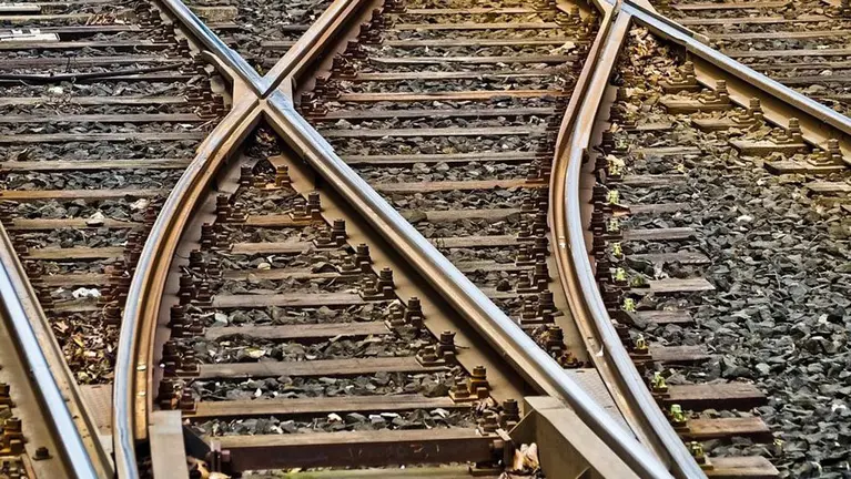 Imagen de archivo de unas vías del tren ARCHIVO