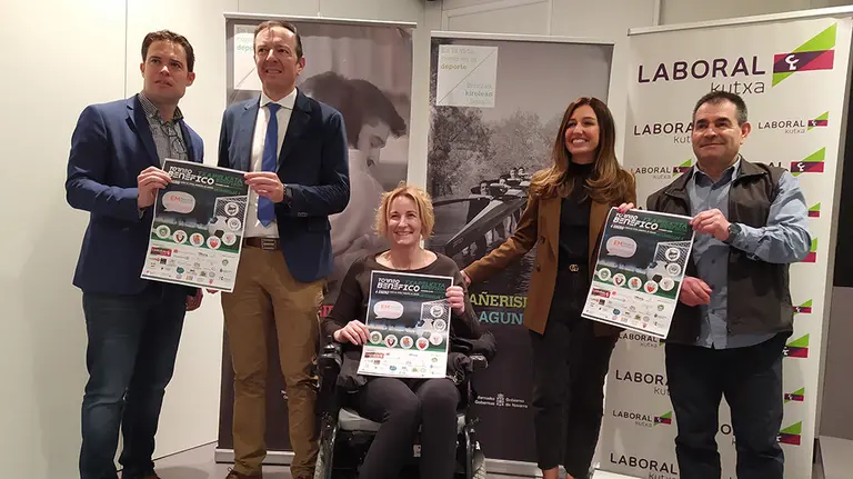 Presentación torneo benéfico fútbol 8 de EMNavarra. Cedida.
