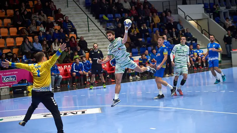 Partido de Copa del Rey Anaitasuna – Sarriá en el Pabellón Anaitasuna. MIGUEL OSÉS