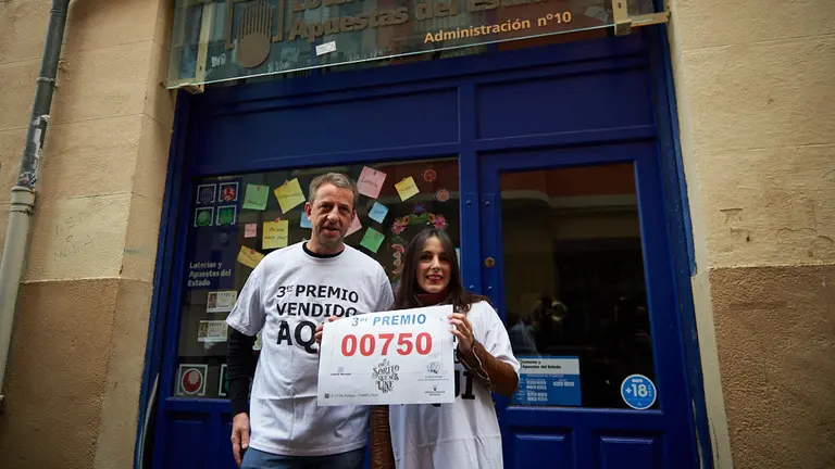Tercer premio en la administración numero 10 de la calle Aldapa de Pamplona. MIGUEL OSÉS