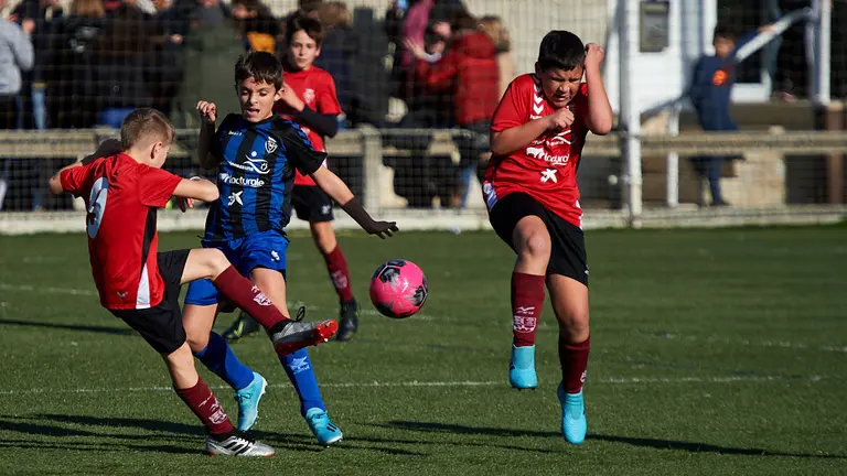 Torneo interescolar jugado en las instalaciones de Tajonar de 2019. MIGUEL OSÉS