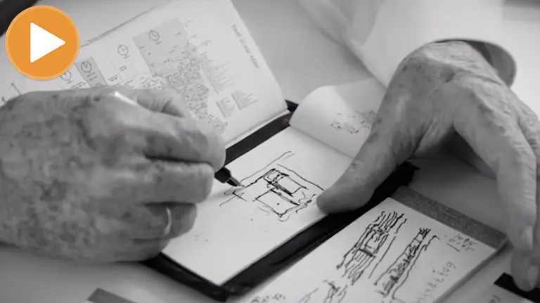El arquitecto Rafael Moneo, con uno de sus dibujos (player)