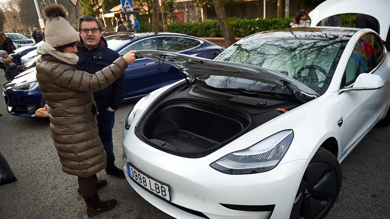 Encuentro del grupo Electronautas para visibilizar los beneficios de los vehículos eléctricos. MIGUEL OSÉS