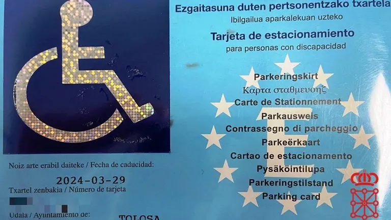 Investigada por usar la tarjeta de discapacidad de una persona fallecida POLICÍA FORAL