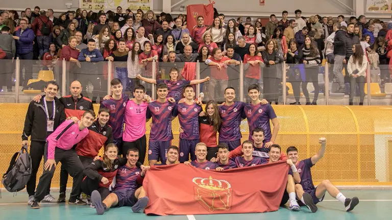 Las selecciones navarras triunfan en el campeonato de España. @FNBalonmano.