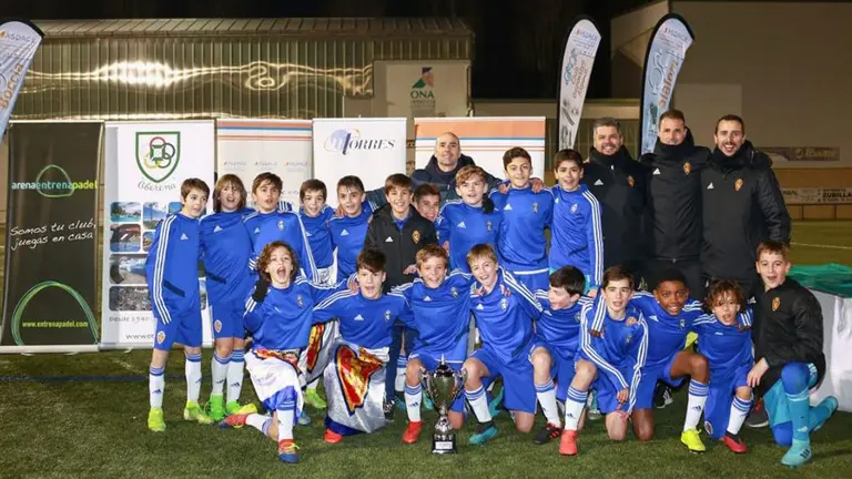 Los vencedores del torneo benéfico de Aspace Navarra en Oberena. Cedida.