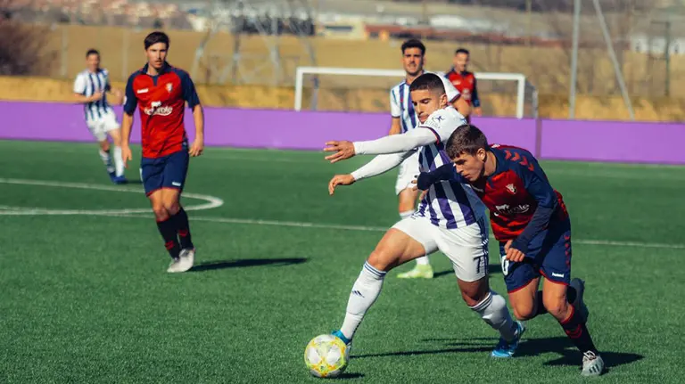 Partido entre el Valladolid B y Osasuna Promesas en el anexo al estadio José Zorrilla. CA Osasuna.
