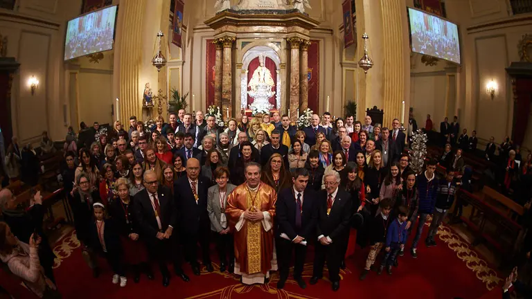 Ampliacion de la corte de San Fermin con los 200 nuevos cofrades. MIGUEL OSÉS