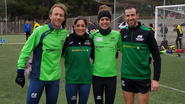 Cuarteto de atletas del equipo Pamplona Atlético vencedor en Tudela. @PamplonaAt.