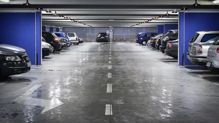 Un aparcamiento subterráneo ARCHIVO