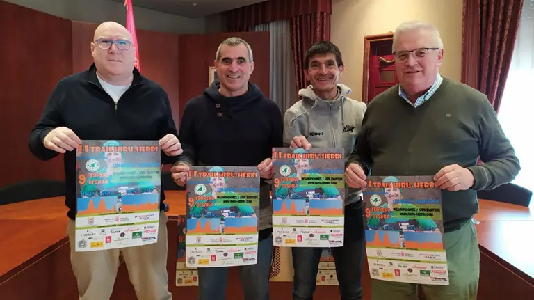Presentación de la II Trail del club Hiru Herri en Huarte. Cedida