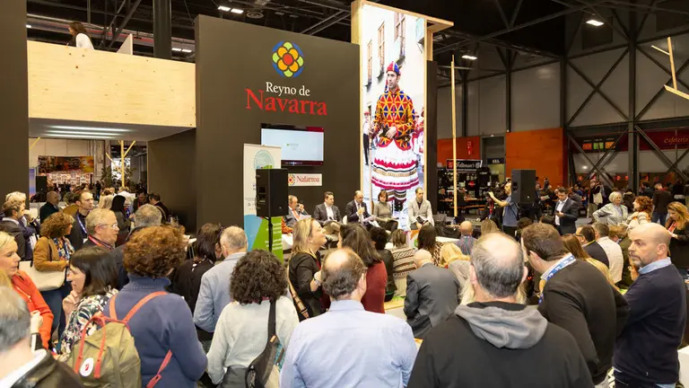 Asistentes a la presentación del proyecto Gaturi en FITUR. GOBIERNO DE NAVARRA
