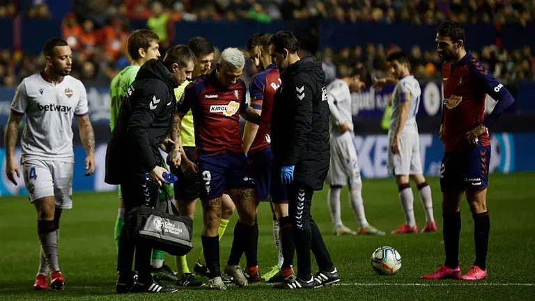 Partido de La Liga Santander entre Osasuna y Levante disputado en el estadio de El Sadar. IÑIGO ALZUGARAY
