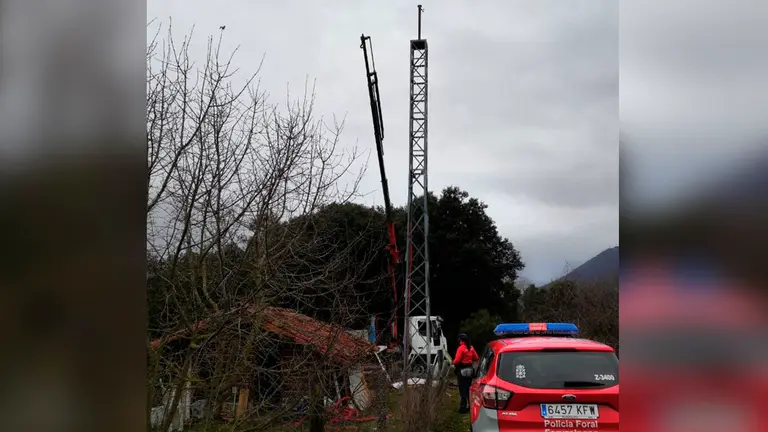 Fallece un hombre al accidentarse en un accidente laboral en un camping de Artaza. POLICÍA FORAL
