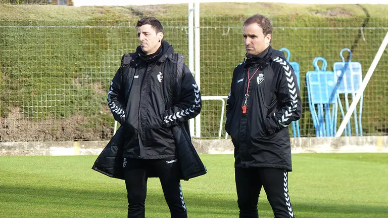 Bittor Alkiza junto a Jagoba Arrasate en Tajonar. Navarra.com