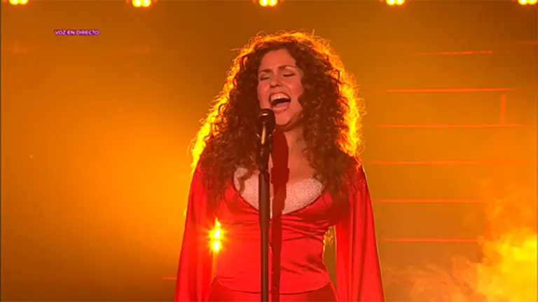 La cantante Cristina Ramos, muy vinculada con Navarra, durante su actuación en el programa Tu cara me suena. ATRESMEDIA