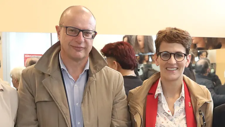 El consejero de Educación, Carlos Gimeno, junto a la presidenta del Ejecutivo foral, María Chivite. GOBIERNO DE NAVARRA