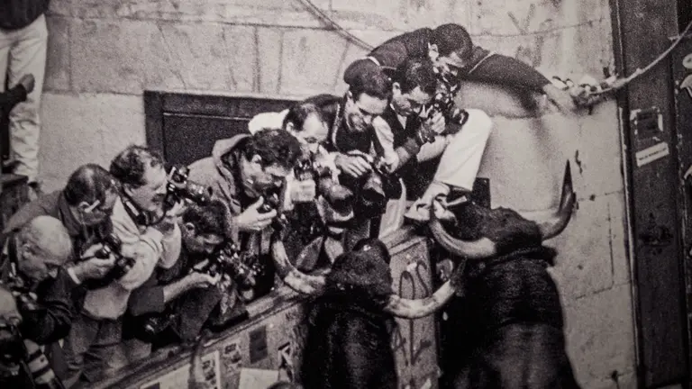 Inauguración de la exposición fotográfica de Javier Ochoa, *Los encierros de Pamplona". MIGUEL OSÉS