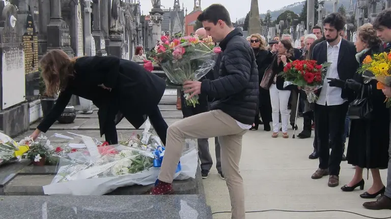 Acto en memoria de Fernando Múgica en el cementerio de San Sebastián EUROPA PRESS