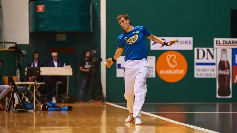 Partido de Pelota en el frontón Labrit con Víctor-Mariezkurrena frente a Iribarría-Rezusta. MIGUEL OSÉS