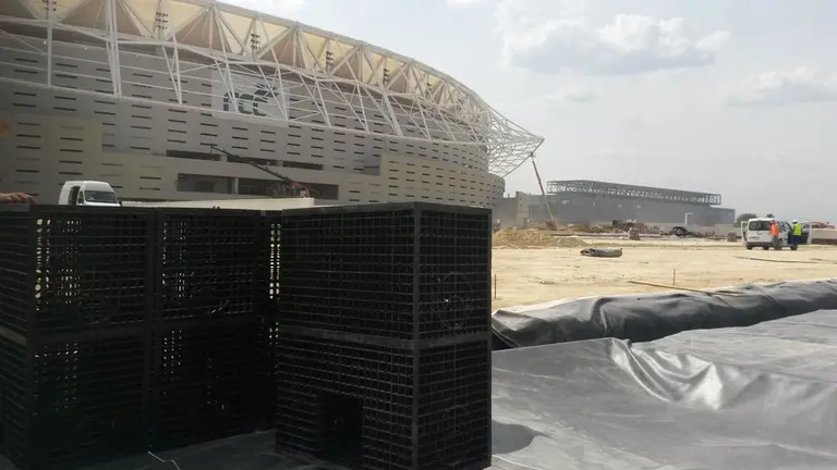 Algunas de las arquetas elaboradas por la empresa navarra para el Wanda Metropolitano. CEDIDA