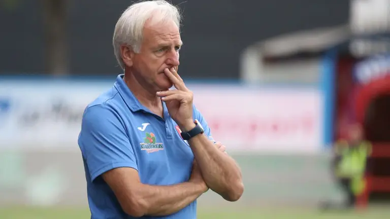 El navarro Miguel Sola ha sido destituido como entrenador del Calahorra. CD CALAHORRA