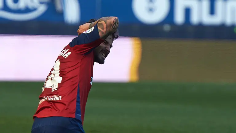 Partido entre Osasuna y Granada correspondiente a la jornada numero 25 jugado en El Sadar de Pamplona. MIGUEL OSÉS