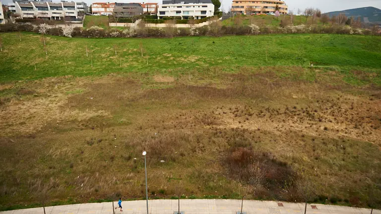 Solar de la Ripa de Beloso donde se pretenden construir unos bloques de viviendas. MIGUEL OSÉS