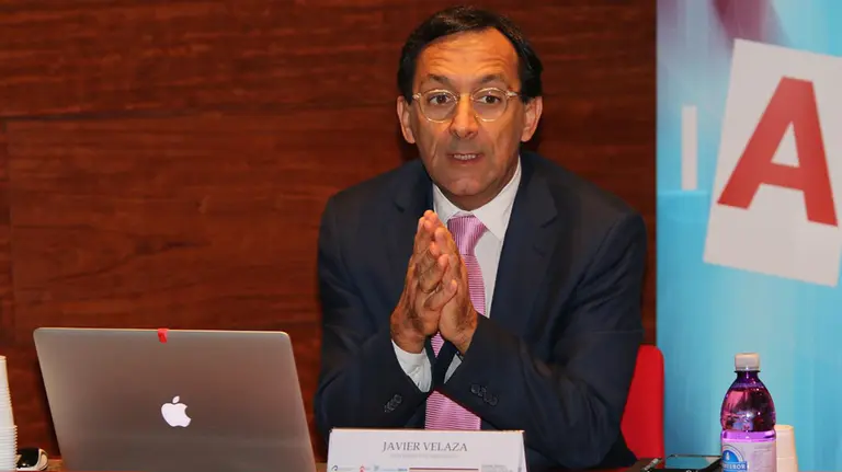 El escritor navarro Javier Velaza TWITTER