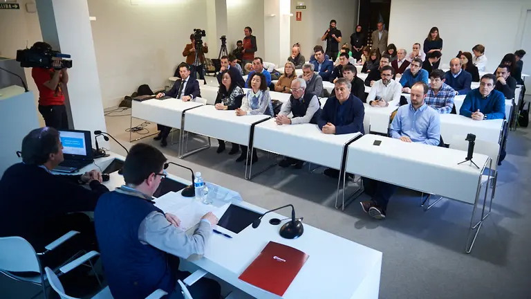 Jornada organizada por la Cámara de Comercio de Navarra sobre las repercusiones eocnómicas, sanitarias y sociales del Coronavirus. PABLO LASAOSA