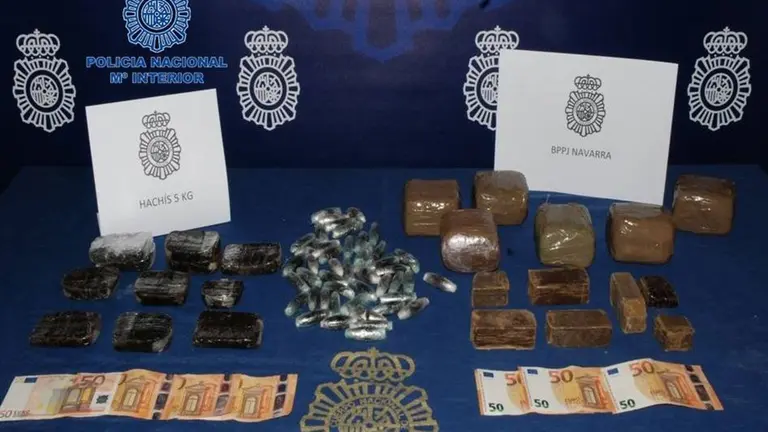 Droga incautada por la Policía Nacional a los detenidos. POLICÍA NACIONAL