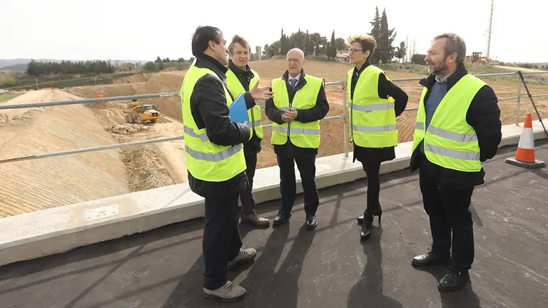 La presidenta del Gobierno de Navarra, María Chivite, visita las obras del a variante sur de Tafalla. GOBIERNO DE NAVARRA