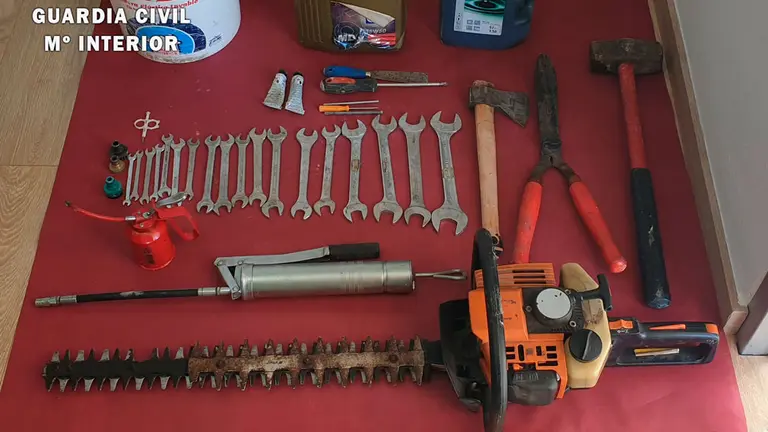 Material robado de un almacén de las piscinas de Mendavia el pasado mes de diciembre y que ha podido ser recuperado. GUARDIA CIVIL