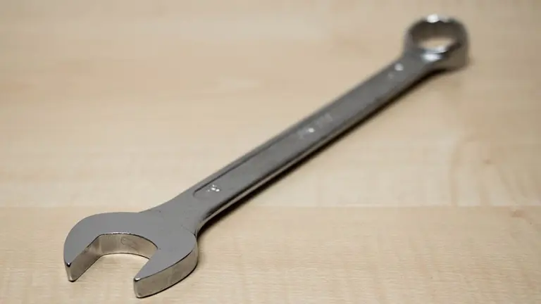 Una llave inglesa ARCHIVO