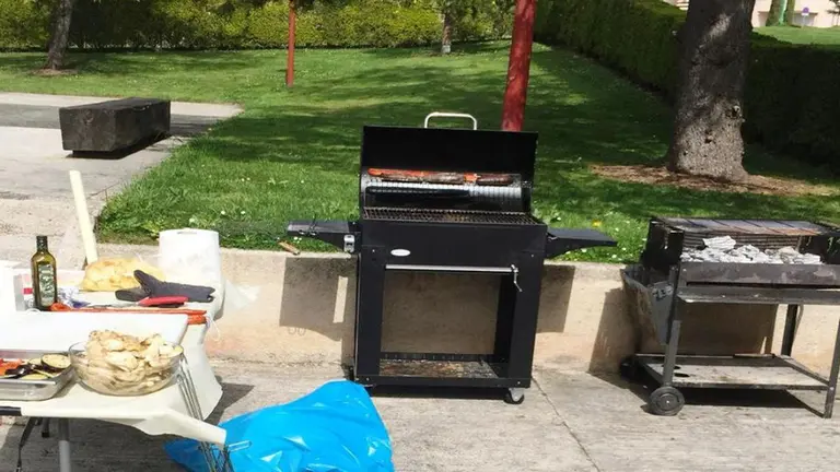 Multan en Navarra a cinco personas por hacer una barbacoa POLICÍA FORAL