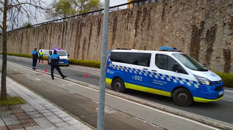 Control de tráfico en Pamplona POLICÍA MUNICIPAL DE PAMPLONA