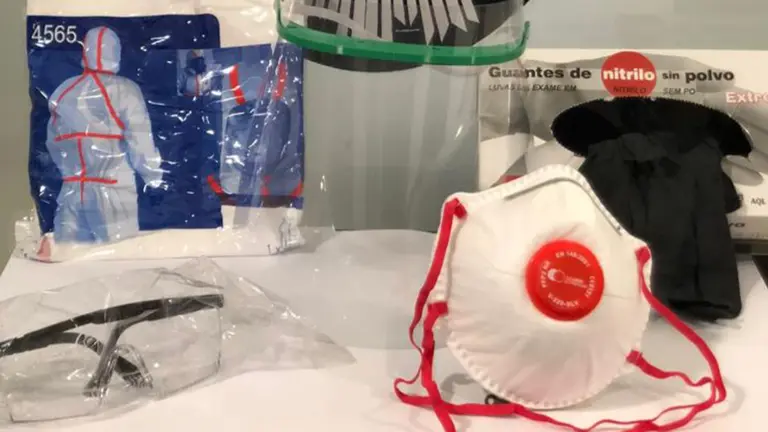 Kit para los agentes de la Policía Municipal de Pamplona POLICÍA MUNICIPAL DE PAMPLONA