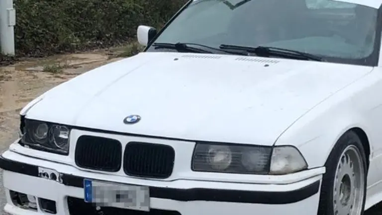 Vehículo que estaba haciendo trompos en el polígono de Oteiza GUARDIA CIVIL